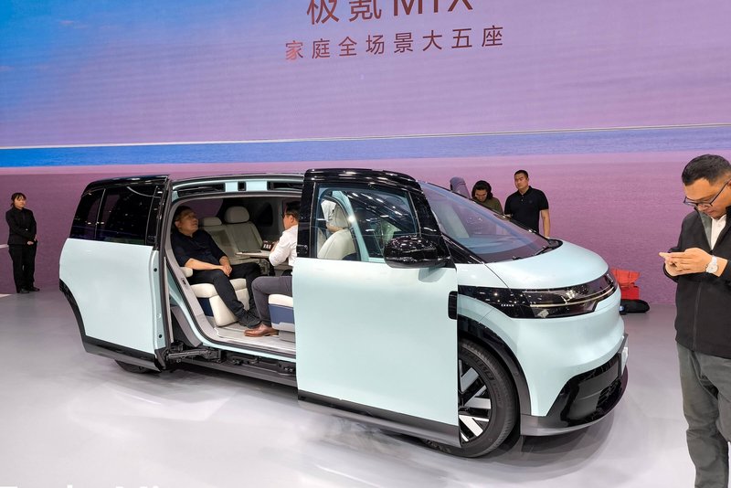 Der Zeekr Mix ist ein großer Van, wie er in China aktuell sehr beliebt ist. Foto: SP-X/Mario Hommen